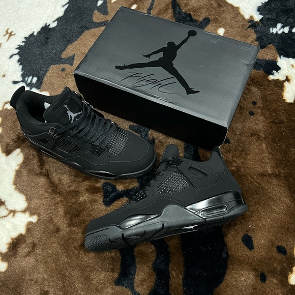 Jordan 4 Black Cats - Picture 3 of 4